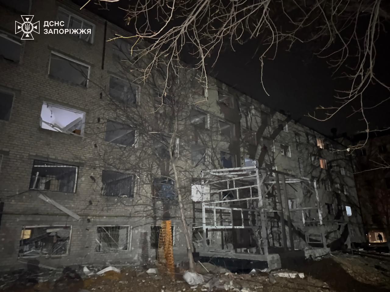 Росія вгатила КАБами по Запоріжжю: десятки постраждалих і один загиблий – фото, відео