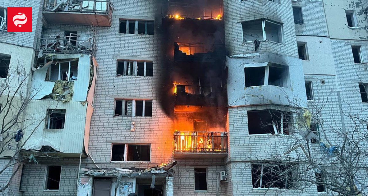 Росія скинула керовану авіабомбу на житловий будинок у Куп'янську - фото